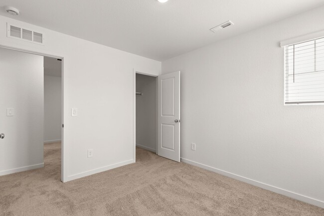 Building Photo - 6155 Drum Pl