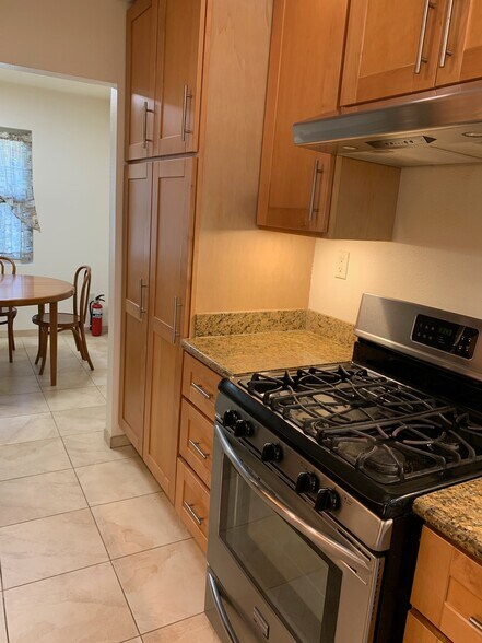 Kitchen, 1st floor - 1635 Derby St