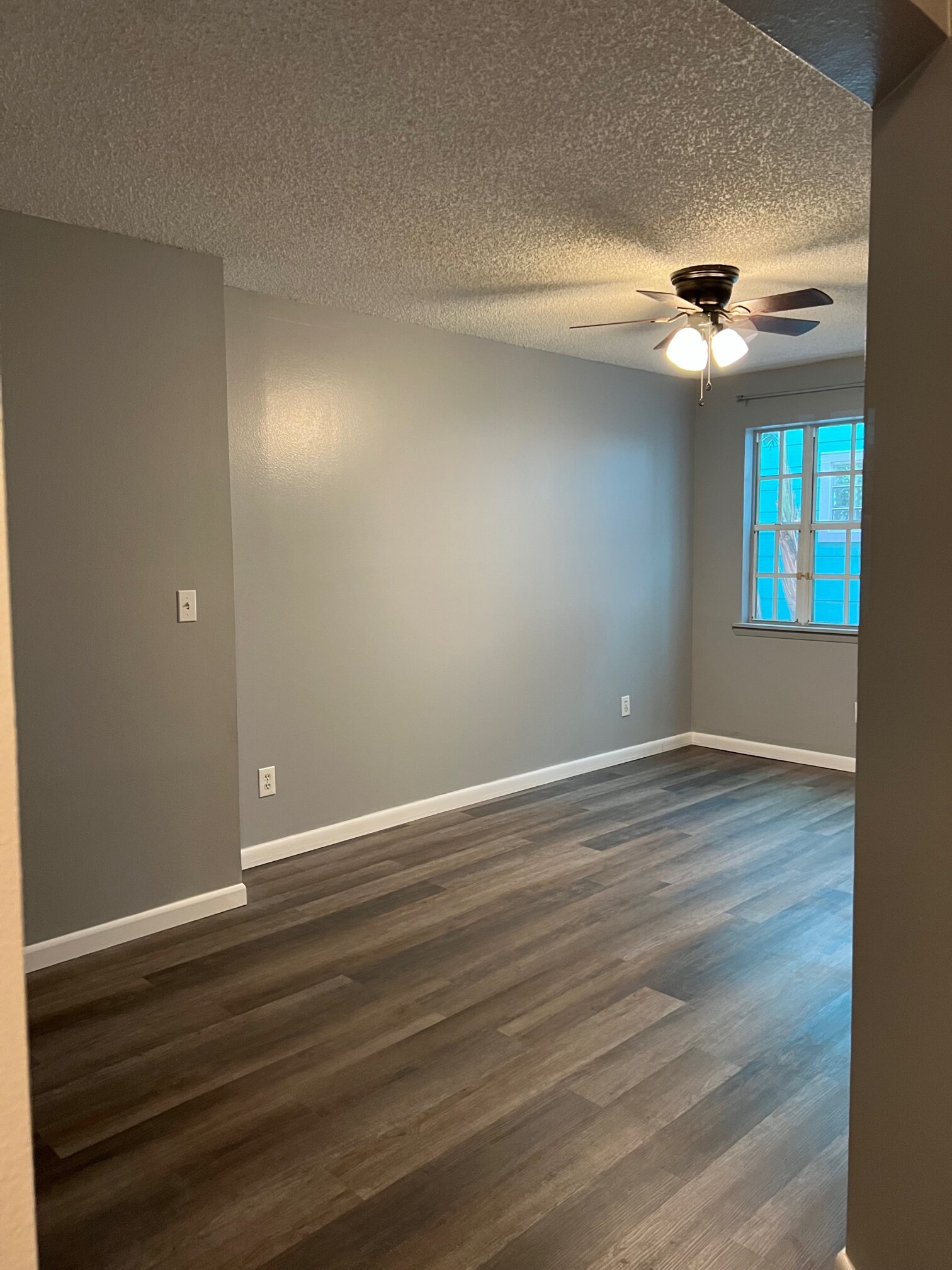 Master Bedroom - 3002 W Cleveland St