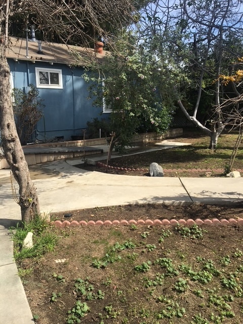 Building Photo - 5729 Bertrand Ave