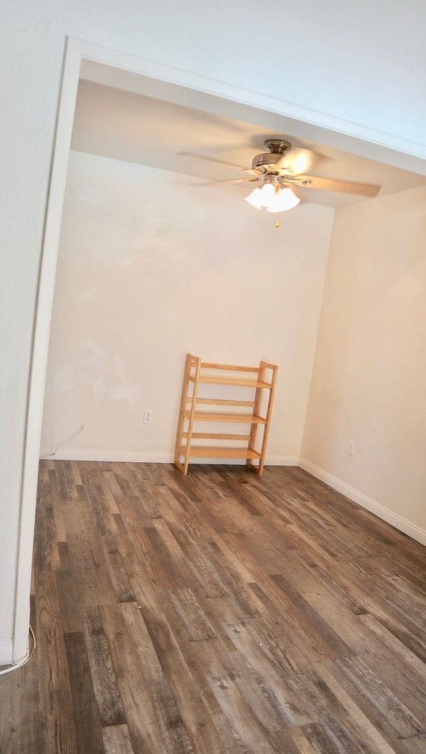 Building Photo - Available August 2026- 5 Bedroom with a POOL - on MARY LANE