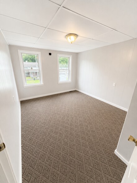 Building Photo - 314 3rd Ave