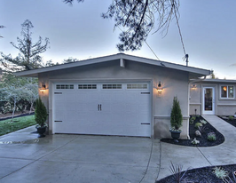Building Photo - 1390 Juanita Dr