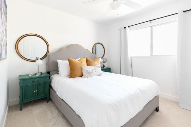 Building Photo - Tempe Beauty! 2199 Sq Ft 4 bedroom 2 bath ...