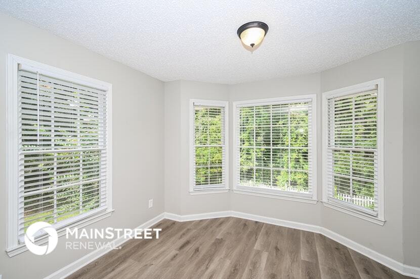 Building Photo - 12 Stratford Dr