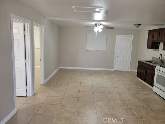 Building Photo - 972 E Olive St