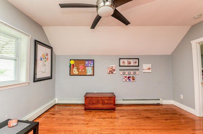 Building Photo - 82 Pacific Ave