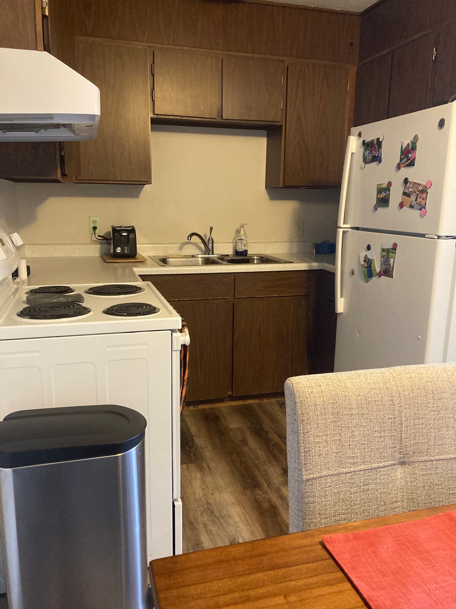 Building Photo - 321 W Bert St