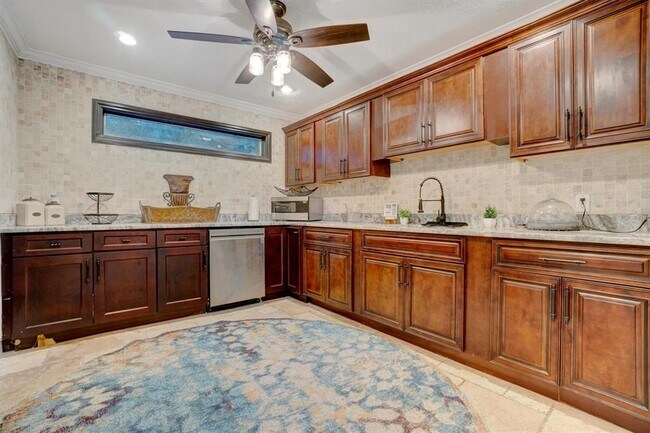 Building Photo - 3451 Dawn Ct