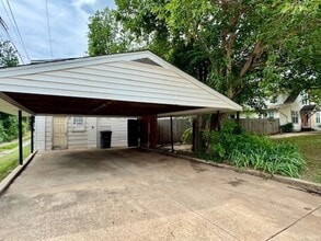 Building Photo - 408 NW 5th St