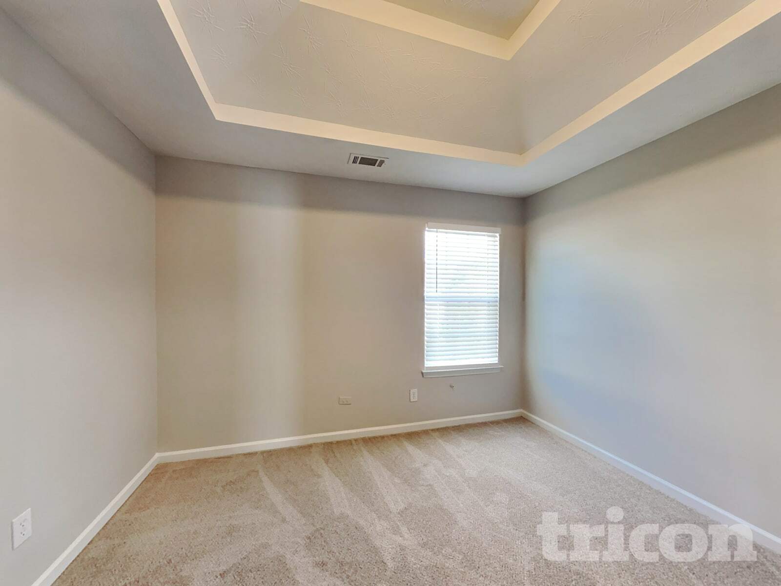 Building Photo - 124 River Pass Ct NE