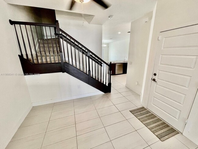 Building Photo - 8871 NW 103rd Pl