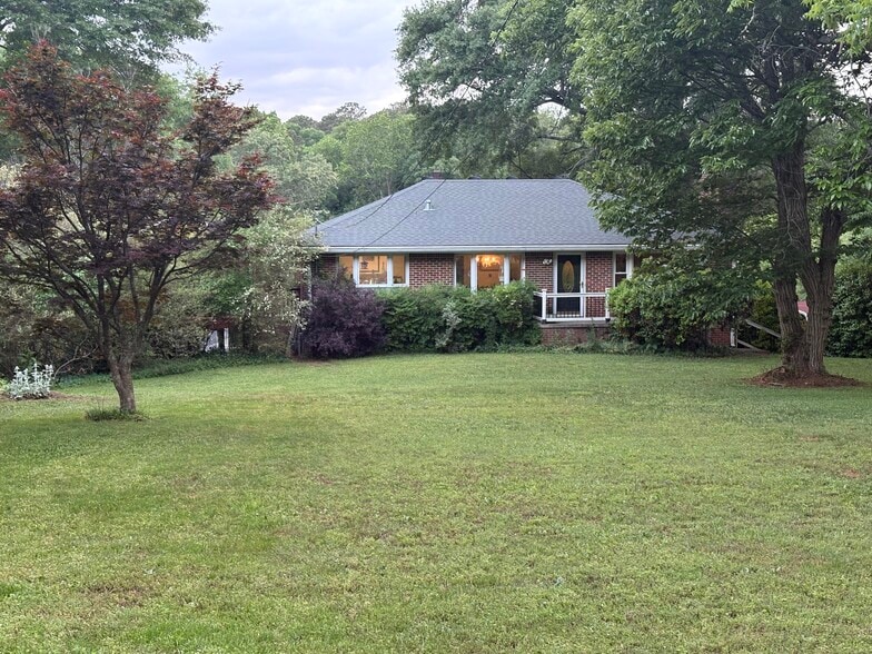 Primary Photo - 2942 Old Norcross Rd