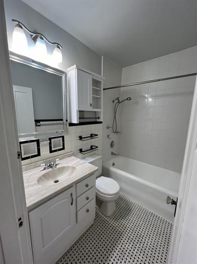 Building Photo - 3863 Marburg Ave