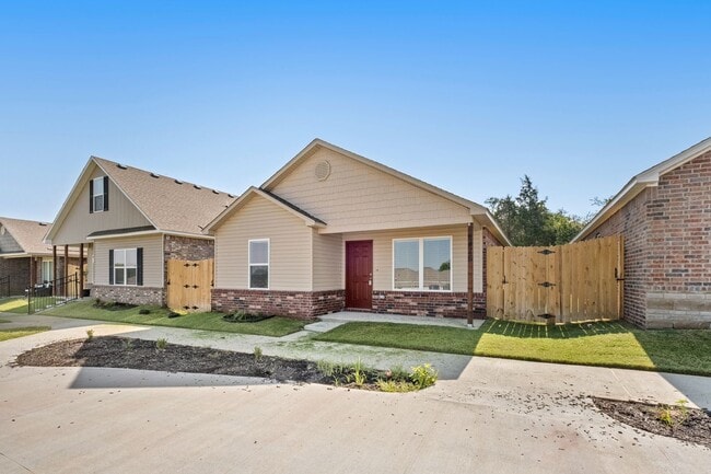 Building Photo - Charming Curb Appeal Meets Modern Comfort in the Monaco Plan!