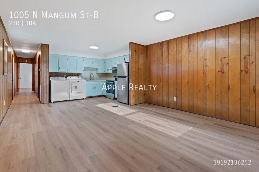Building Photo - 1005 N Mangum St
