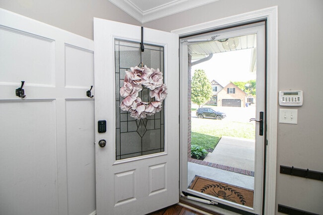 Building Photo - 1088 Jon Dr