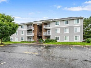 Building Photo - 1207 University Ter