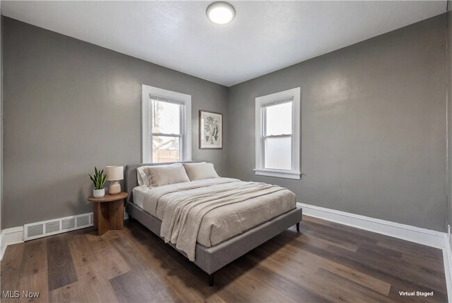 Building Photo - 3904 Ardmore Ave