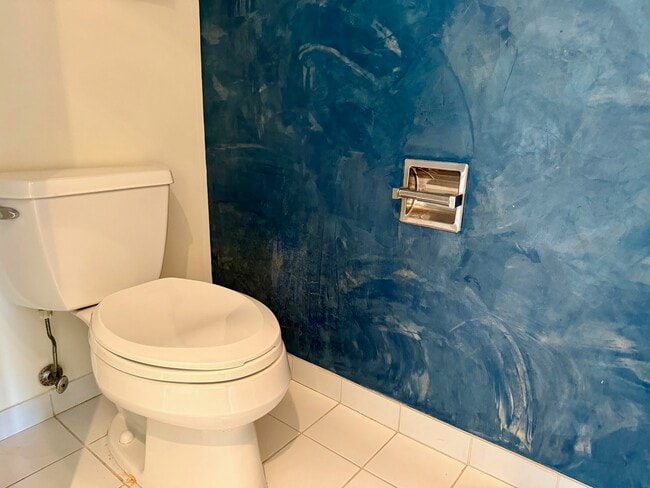 Building Photo - 1515 S Prairie Ave