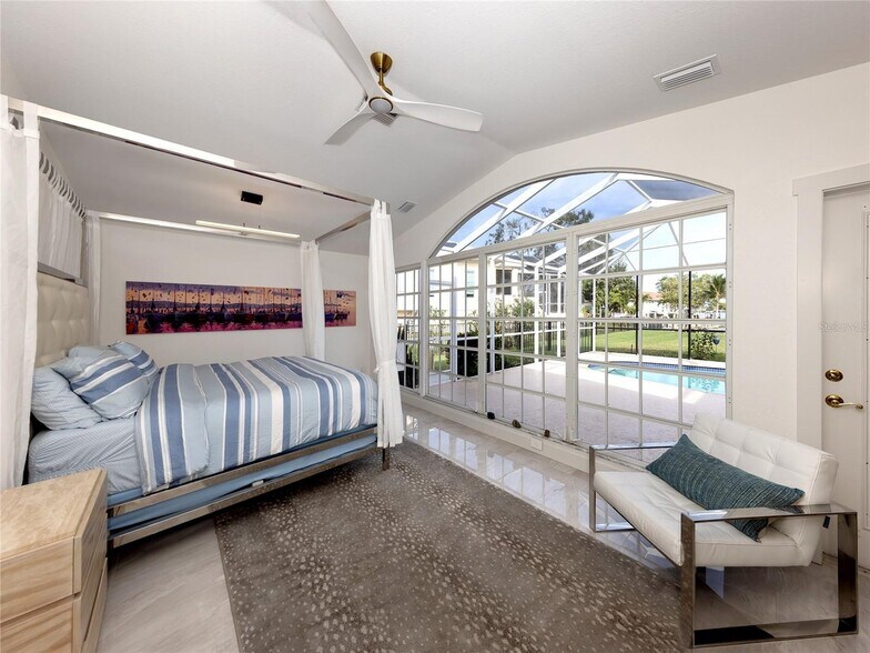 Building Photo - 396 Bayshore Dr