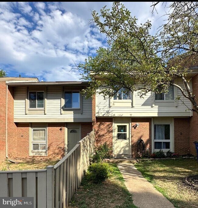 Building Photo - 1338 Springtide Pl