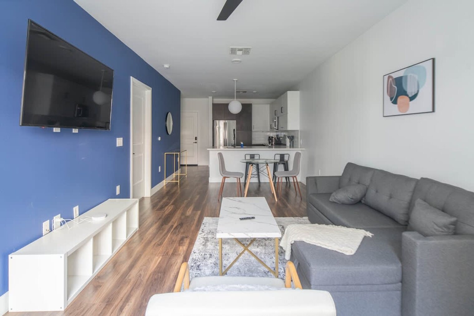 Building Photo - 701 W Rio Salado Pkwy