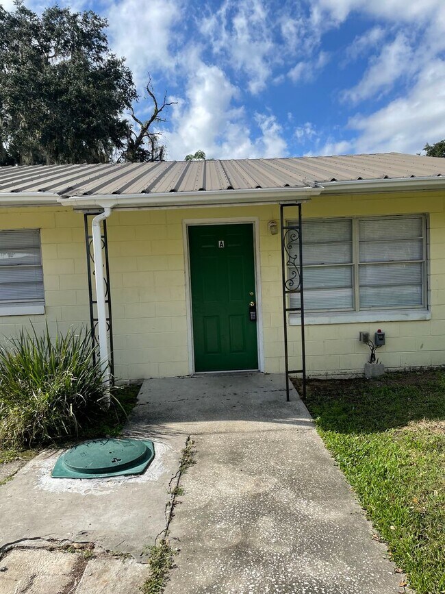 Building Photo - 7094 CR 213