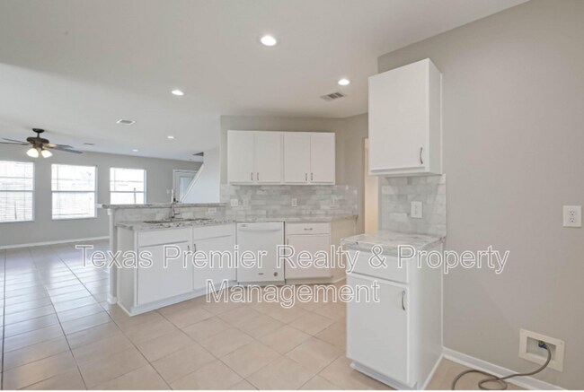 Building Photo - 5011 Redwing Brook Trail