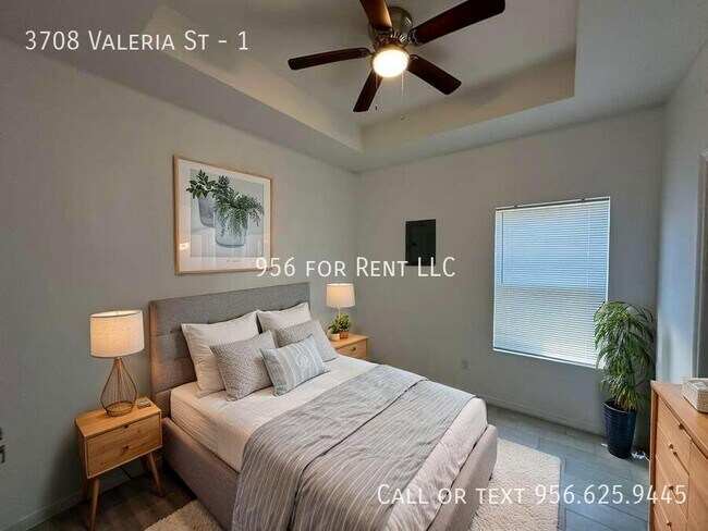 Building Photo - 3708 Valeria St