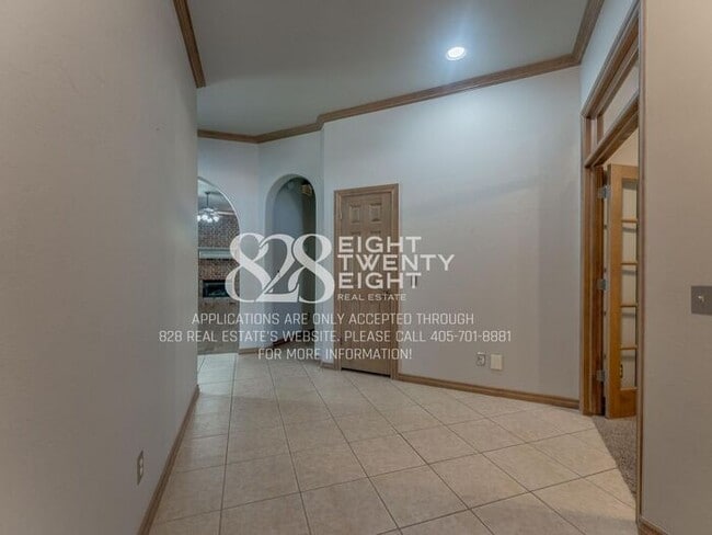 Building Photo - Stunning 3 Bed/3 Bath Home in Auburn Meadows Gated Community