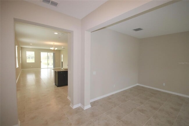 Building Photo - 11415 Acacia Grove Ln