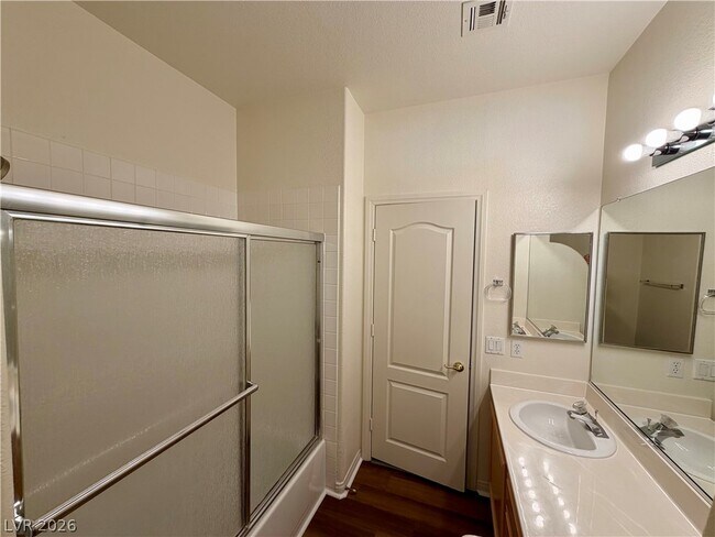 Building Photo - 2736 Carolina Blue Ave