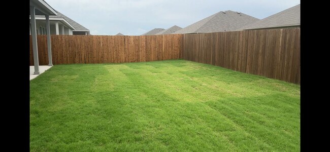 Building Photo - 509 Bridgewood Dr