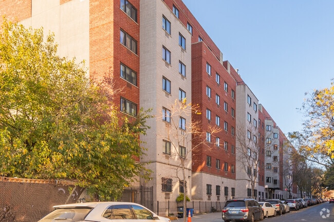 Building Photo - The Northrose