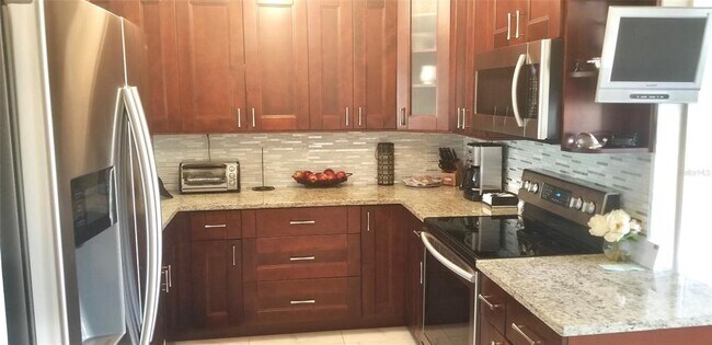 Building Photo - 8350 Mooring Cir