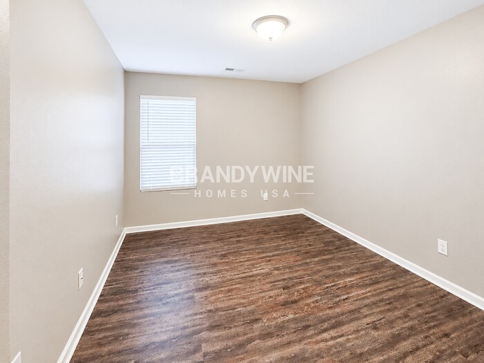 Building Photo - 125 Autumn Bluff Cir