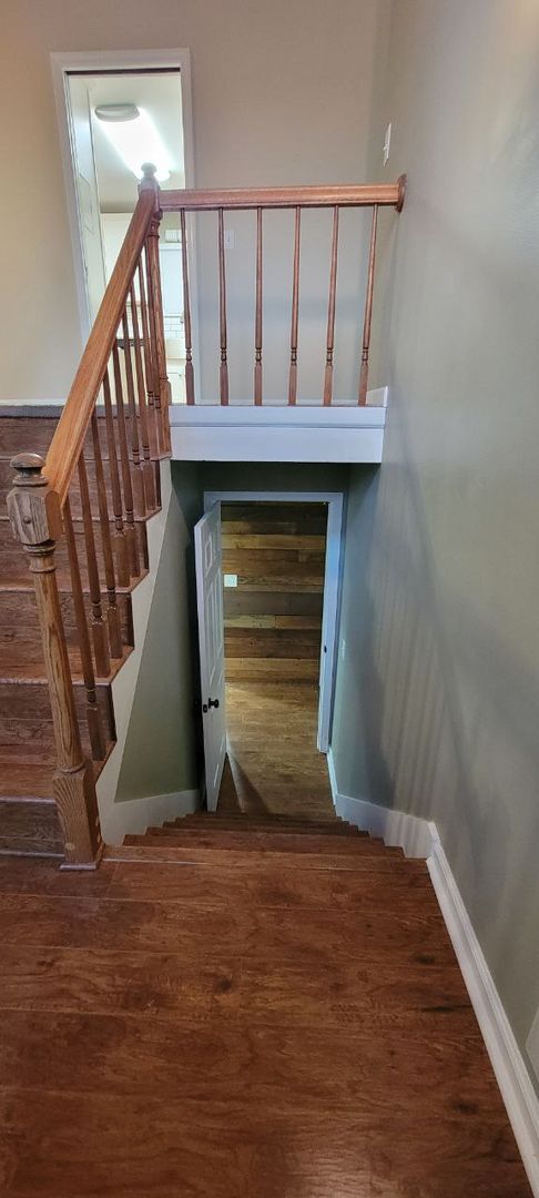 Building Photo - Recently Renovated!!Beautiful 4BR home.