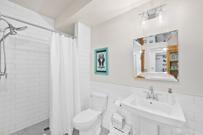 Building Photo - LEASED THRU 02/28/2027: LUX 6BD, 6.5BA Lakefront Home Columbine Valley