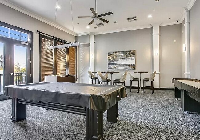 Building Photo - 11327 Aristotle Dr