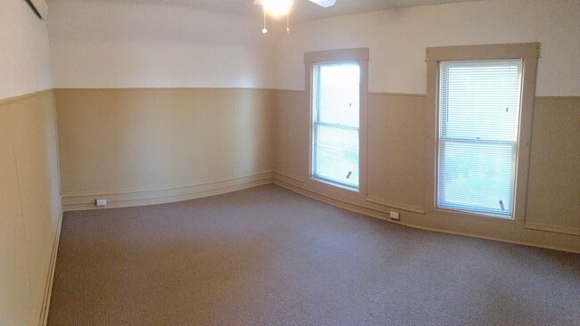 Building Photo - 112 N Quaw Blvd