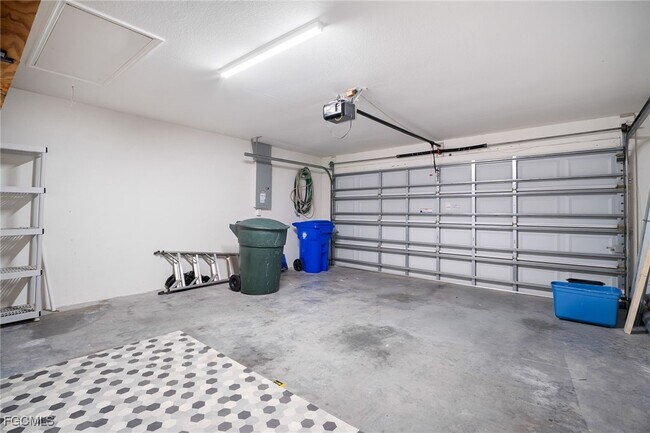 Building Photo - 3525 Arclight Ct