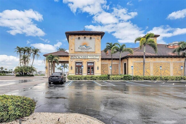 Building Photo - 140 Riviera Dunes Way