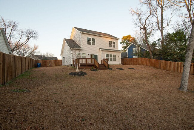 Building Photo - 707 Riva Ridge Rd