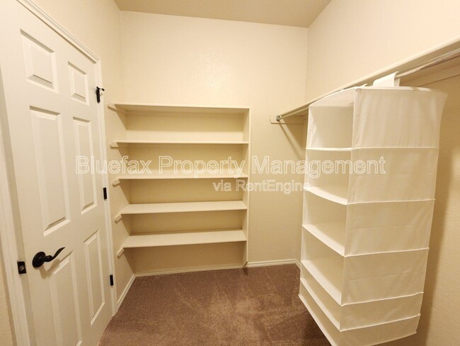 Building Photo - 11423 Sea Gull Ct