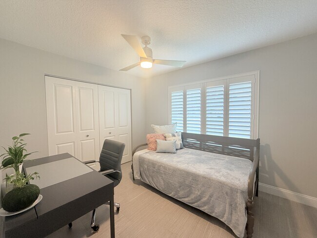 Building Photo - 4822 Gamling Ln