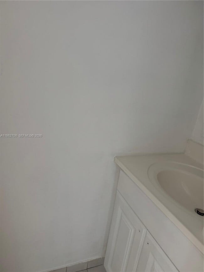 Building Photo - 5309 W 22nd Ct