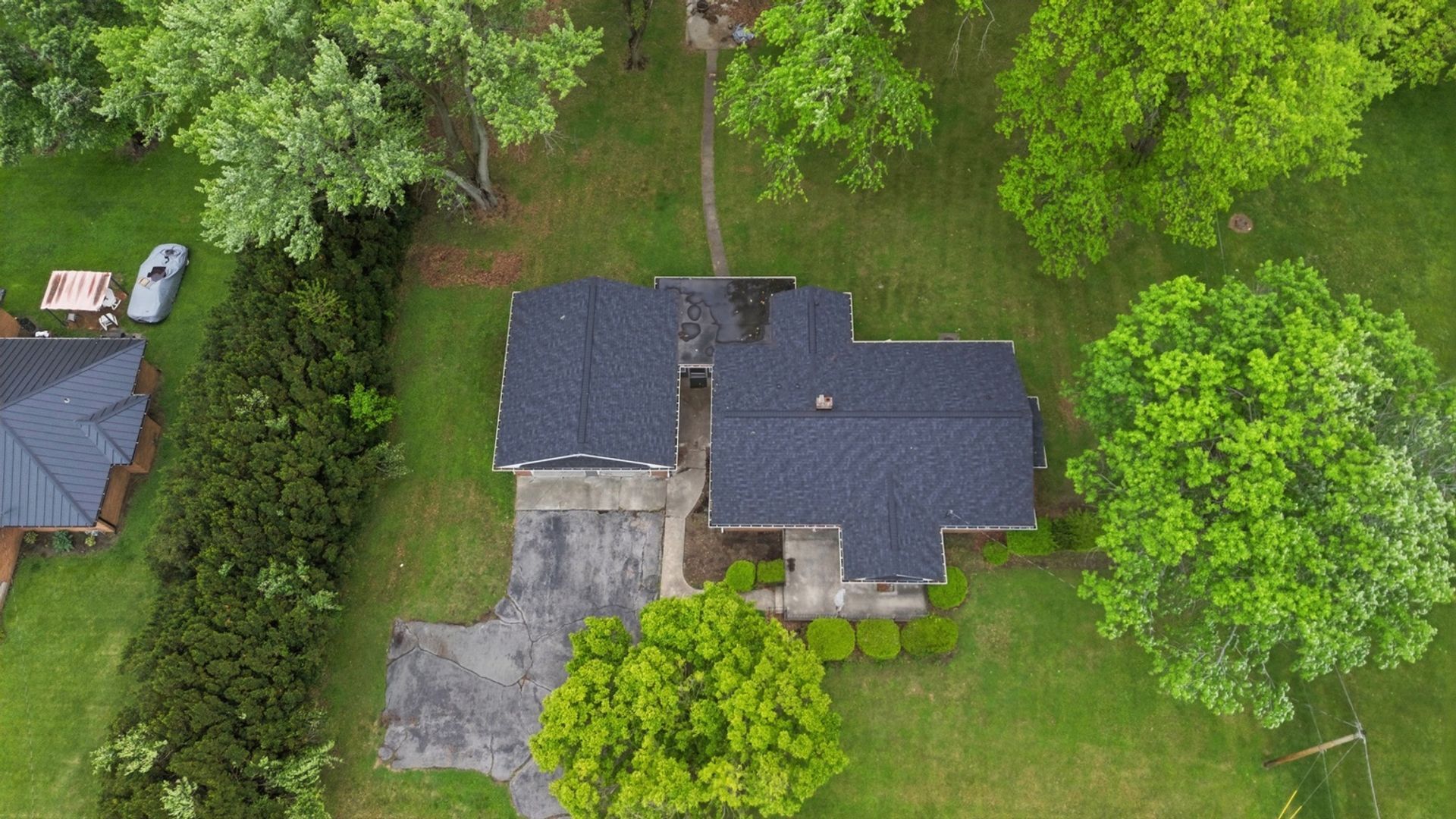 Building Photo - 3233 Brady Ln