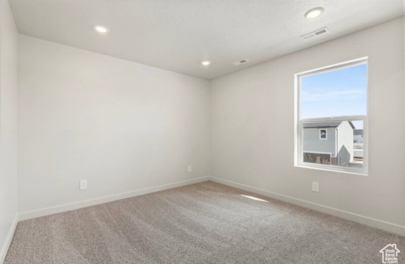 Building Photo - 565 E Lintel Rd