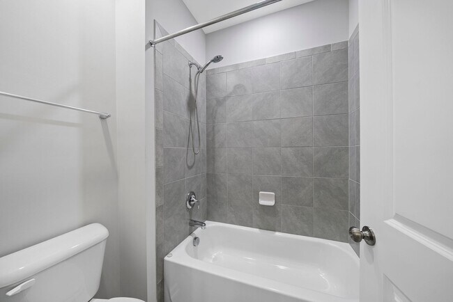 Building Photo - 2116 Curry Mdw Wy